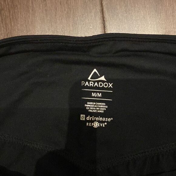 Paradox black leggings, size medium yoga, pants, workout lightweight - Picture 2 of 4